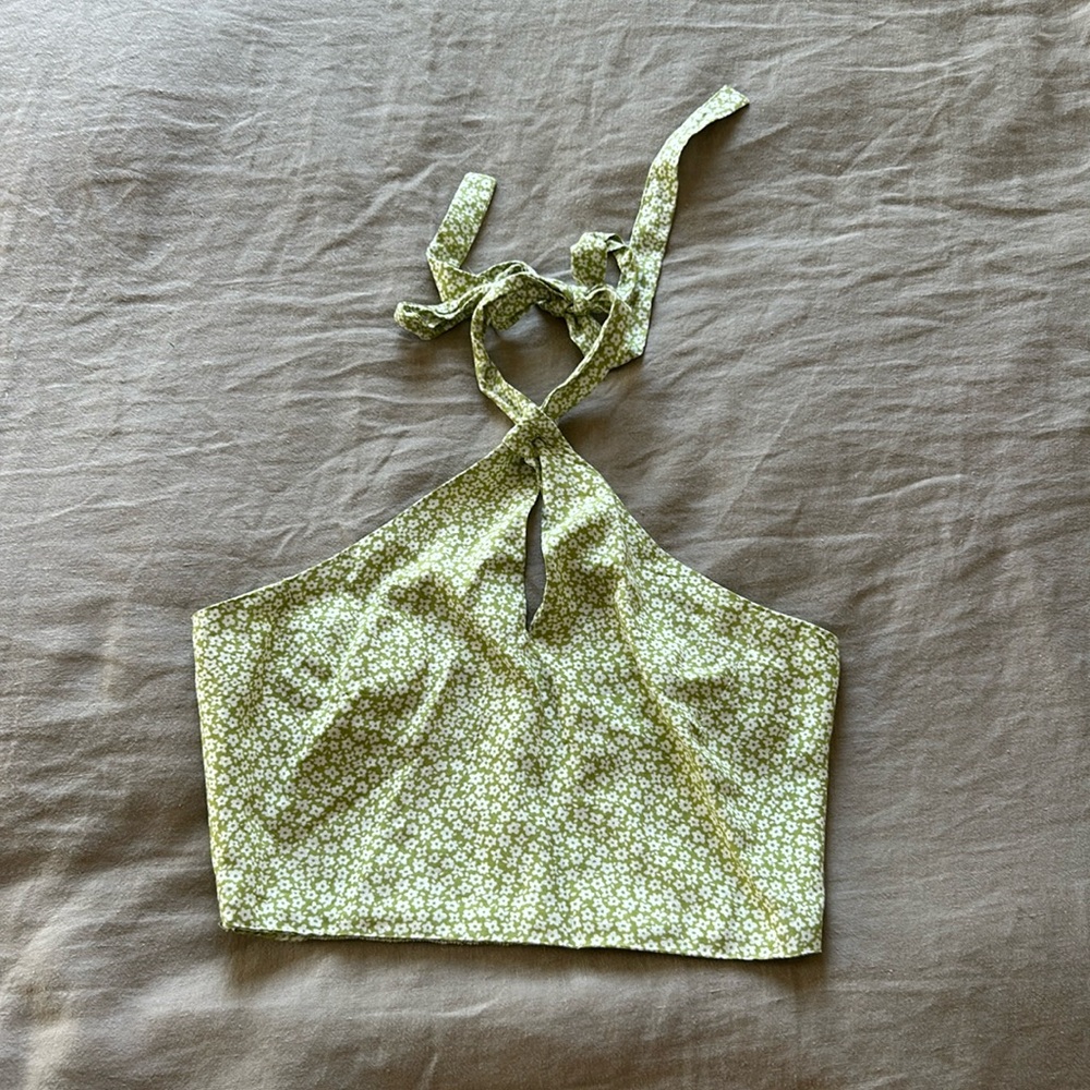 ✨ BILLABONG CROPPED HALTER TOP SZ M